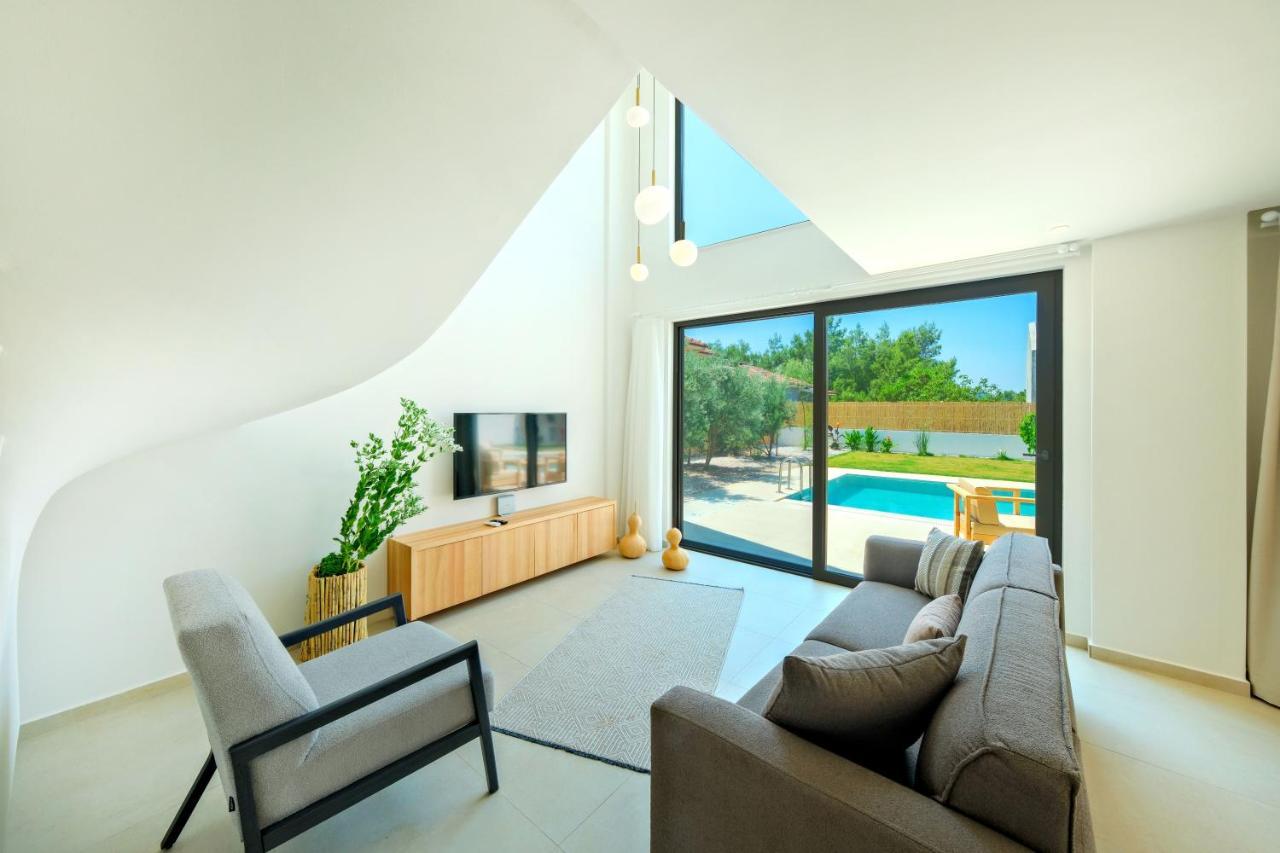 Villa Neo With 2 Private Pools, Bbq, Jacuzzi And Sauna فتحية المظهر الخارجي الصورة