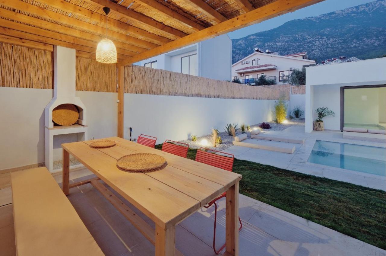 Villa Neo With 2 Private Pools, Bbq, Jacuzzi And Sauna فتحية المظهر الخارجي الصورة