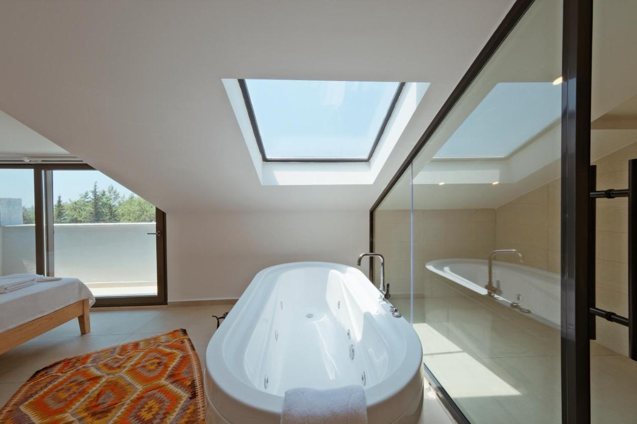 Villa Neo With 2 Private Pools, Bbq, Jacuzzi And Sauna فتحية المظهر الخارجي الصورة